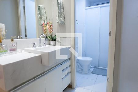 Apartamento à venda com 70m², 2 quartos e 1 vagaBanheiro Social