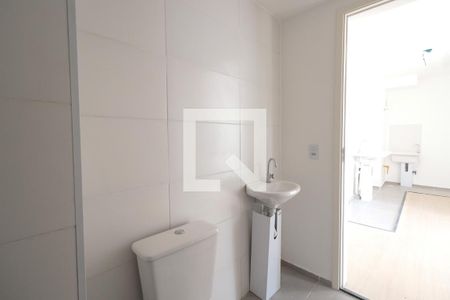 Apartamento à venda com 33m², 2 quartos e sem vagaBanheiro