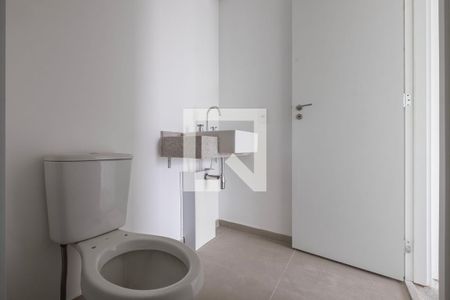 Apartamento à venda com 70m², 2 quartos e 1 vagaSuíte 2 - Banheiro