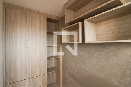 Apartamento à venda com 80m², 2 quartos e 2 vagasQuarto de Serviço