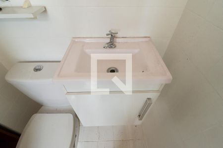 Apartamento à venda com 80m², 2 quartos e 2 vagasBanheiro de Serviço