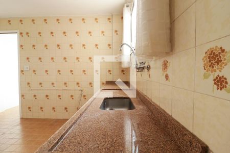 Apartamento à venda com 80m², 2 quartos e 2 vagasCozinha