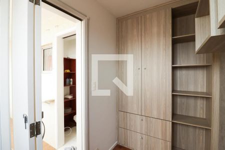 Apartamento à venda com 80m², 2 quartos e 2 vagasQuarto de Serviço