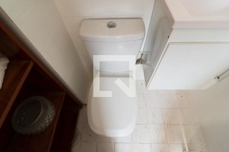 Apartamento à venda com 80m², 2 quartos e 2 vagasBanheiro de Serviço