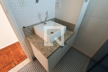 Apartamento à venda com 80m², 2 quartos e 2 vagasBanheiro