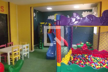 Apartamento à venda com 65m², 3 quartos e 1 vagaÁrea comum