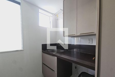 Apartamento para alugar com 75m², 3 quartos e 1 vagaÁrea de Serviço