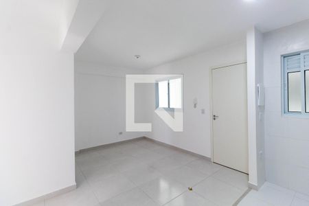 Sala de apartamento para alugar com 2 quartos, 45m² em Itaquera, São Paulo