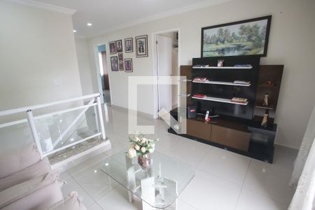 Casa à venda com 238m², 4 quartos e 3 vagas Casa à venda com 238m², 4 quartos e 3 vagasSala de TV