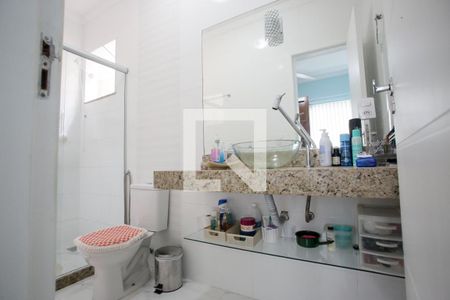 Casa à venda com 238m², 4 quartos e 3 vagas Casa à venda com 238m², 4 quartos e 3 vagasBanheiro da Suíte 3