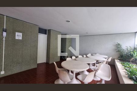 Apartamento à venda com 180m², 4 quartos e 2 vagasSalão de Festas