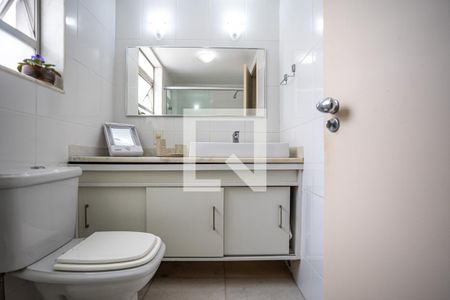 Apartamento à venda com 180m², 4 quartos e 2 vagasBanheiro Social
