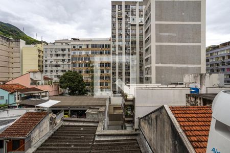 Apartamento à venda com 180m², 4 quartos e 2 vagasÁrea de Serviço Vista