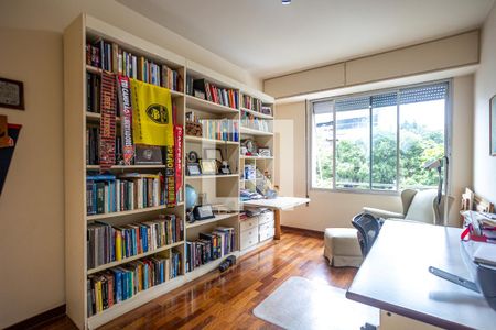 Apartamento à venda com 180m², 4 quartos e 2 vagasQuarto 2