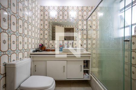 Apartamento à venda com 180m², 4 quartos e 2 vagasBanheiro Suite