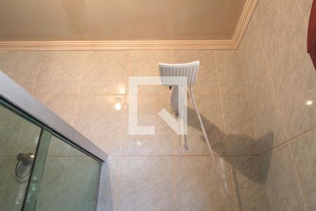 Casa à venda com 358m², 6 quartos e 2 vagasBanheiro da Suite