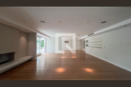 Salas de casa à venda com 4 quartos, 707m² em Vila Ida, São Paulo