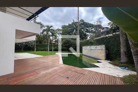 Casa à venda com 707m², 4 quartos e 10 vagasPiscina