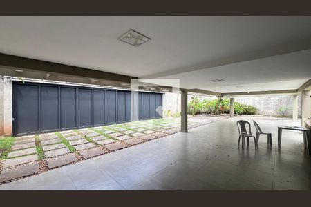 Casa à venda com 707m², 4 quartos e 10 vagasGaragem