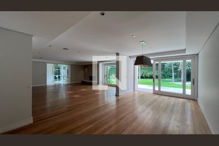 Casa à venda com 707m², 4 quartos e 10 vagasSala de Jantar