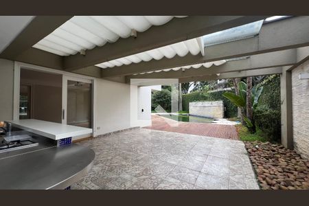 Casa à venda com 707m², 4 quartos e 10 vagasChurrasqueira