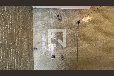 Casa à venda com 707m², 4 quartos e 10 vagasBanheiro do escritório