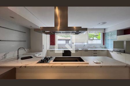 Casa à venda com 707m², 4 quartos e 10 vagasCozinha