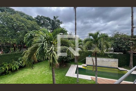 Casa à venda com 707m², 4 quartos e 10 vagasVisto da varanda