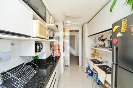 Apartamento à venda com 86m², 2 quartos e 1 vagaCozinha e Área de Serviço