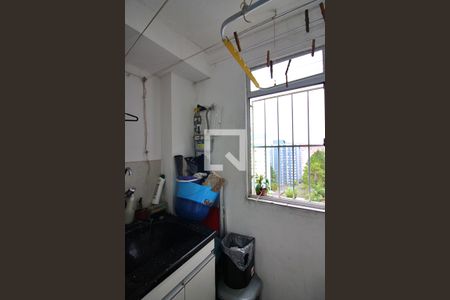 Área de Serviço de apartamento para alugar com 2 quartos, 52m² em Santa Terezinha, São Bernardo do Campo