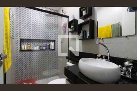 Casa à venda com 210m², 4 quartos e 2 vagas Casa à venda com 210m², 4 quartos e 2 vagasBanheiro da Suíte 3