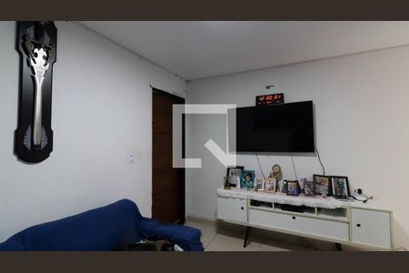 Casa à venda com 210m², 4 quartos e 2 vagas Casa à venda com 210m², 4 quartos e 2 vagasSala Casa 2