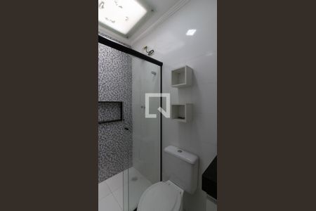 Casa à venda com 210m², 4 quartos e 2 vagas Casa à venda com 210m², 4 quartos e 2 vagasBanheiro da Suíte 2