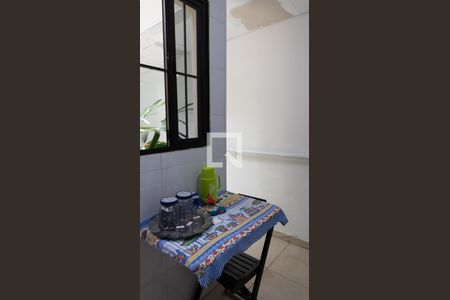 Casa à venda com 210m², 4 quartos e 2 vagas Casa à venda com 210m², 4 quartos e 2 vagasCozinha Casa 2