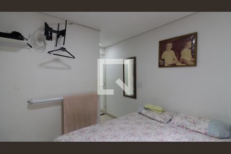 Casa à venda com 210m², 4 quartos e 2 vagas Casa à venda com 210m², 4 quartos e 2 vagasSuite Casa 2