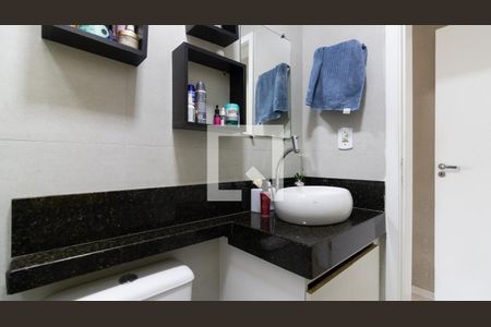 Casa à venda com 210m², 4 quartos e 2 vagas Casa à venda com 210m², 4 quartos e 2 vagasBanheiro da Suíte 3