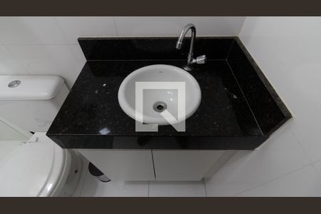 Casa à venda com 210m², 4 quartos e 2 vagas Casa à venda com 210m², 4 quartos e 2 vagasBanheiro da Suíte 2