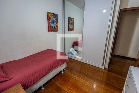 Apartamento à venda com 260m², 4 quartos e 2 vagasQuarto 3
