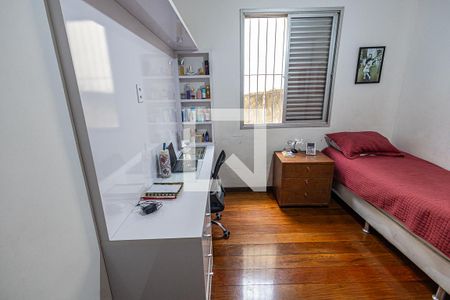 Apartamento à venda com 260m², 4 quartos e 2 vagasQuarto 3