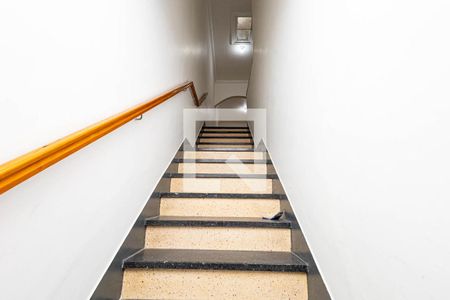 Casa à venda com 230m², 3 quartos e sem vagaEscada