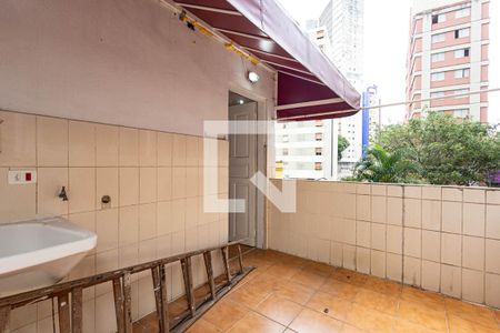 Casa à venda com 230m², 3 quartos e sem vagaÁrea de Serviço