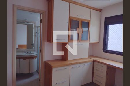 Apartamento para alugar com 158m², 3 quartos e 2 vagasSuíte 1