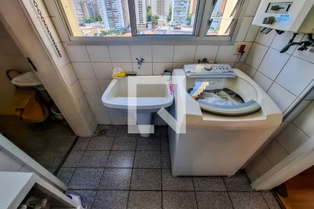 Apartamento à venda com 74m², 3 quartos e 1 vagaÁrea de Serviço