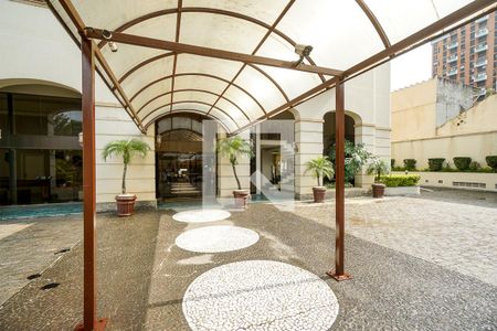 Apartamento para alugar com 139m², 4 quartos e 2 vagasEntrada