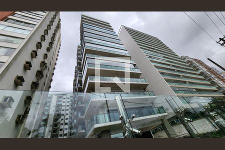 Apartamento para alugar com 146m², 3 quartos e 2 vagasFachada