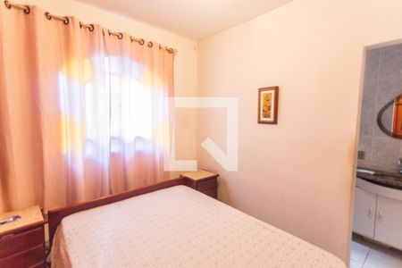 Casa à venda com 360m², 2 quartos e 5 vagasSuíte