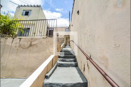 Casa para alugar com 111m², 2 quartos e 1 vagaQuintal