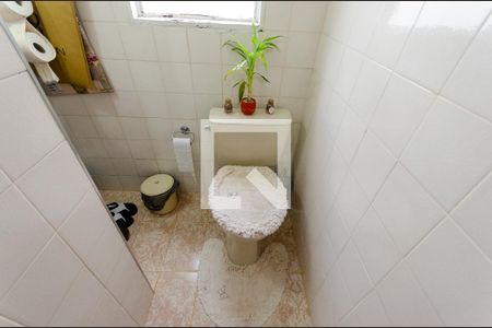 Casa à venda com 220m², 4 quartos e 6 vagasLavabo - casa 1