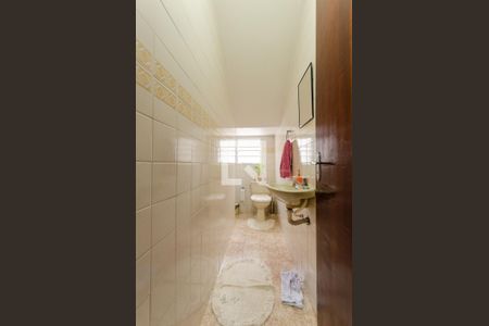 Casa à venda com 220m², 4 quartos e 6 vagasLavabo - casa 1