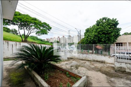 Casa à venda com 220m², 4 quartos e 6 vagasGaragem - casa 2